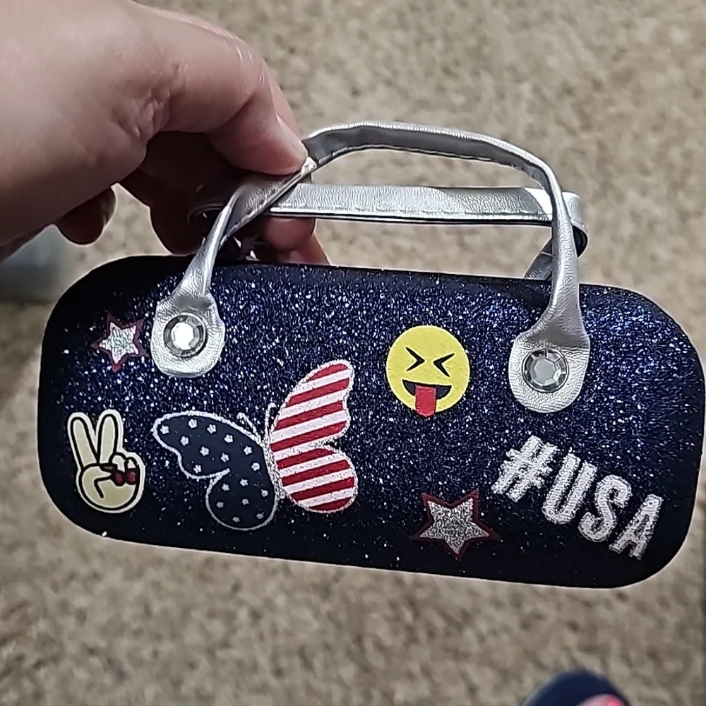Brand New Girls Americana Patch Glitter Sunglasses Case